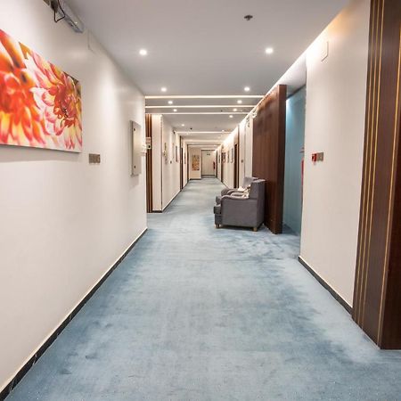 Golden Bujari Hotel - Diyafa Khamis Mushait Exterior photo