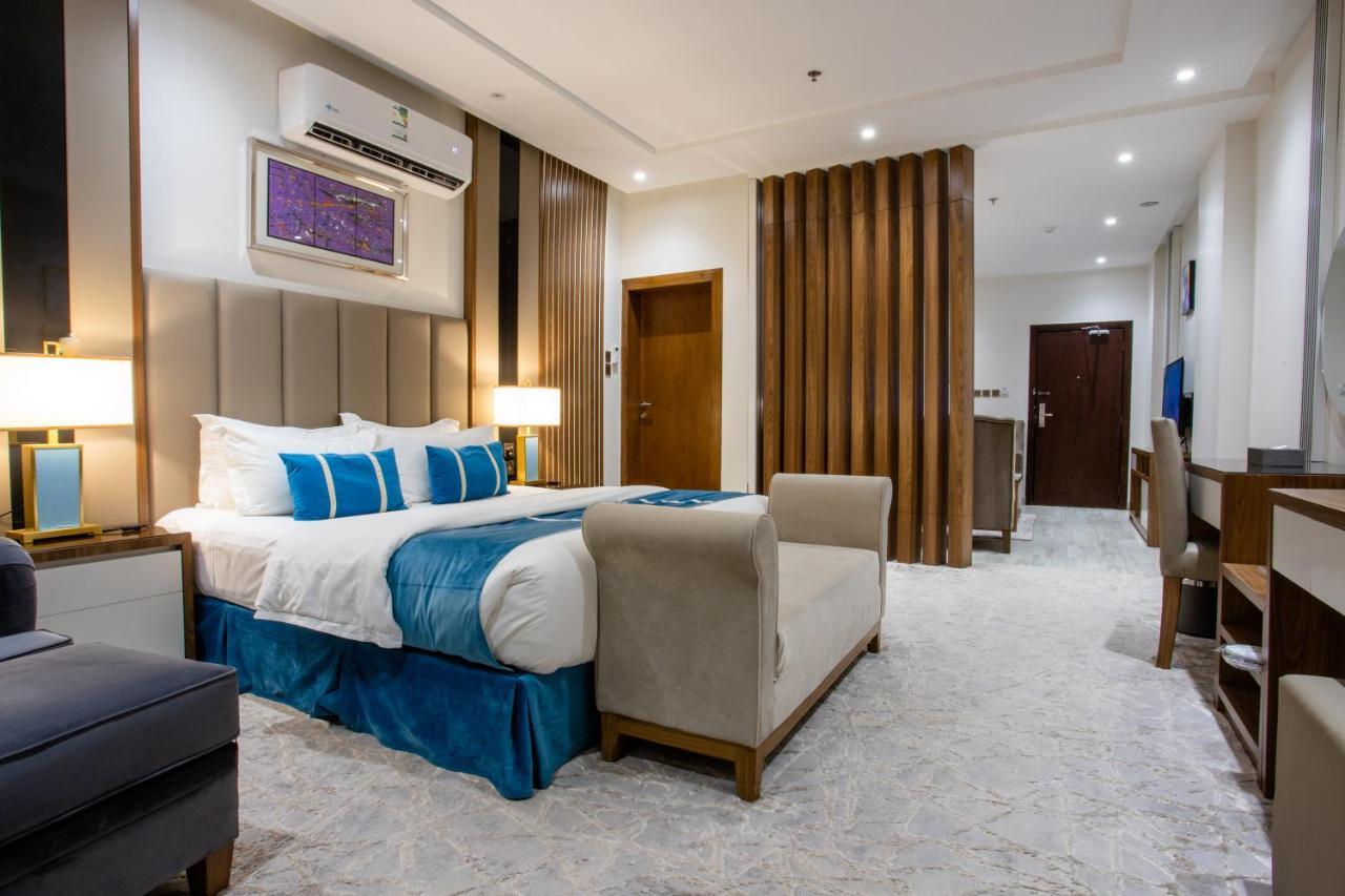 Golden Bujari Hotel - Diyafa Khamis Mushait Exterior photo