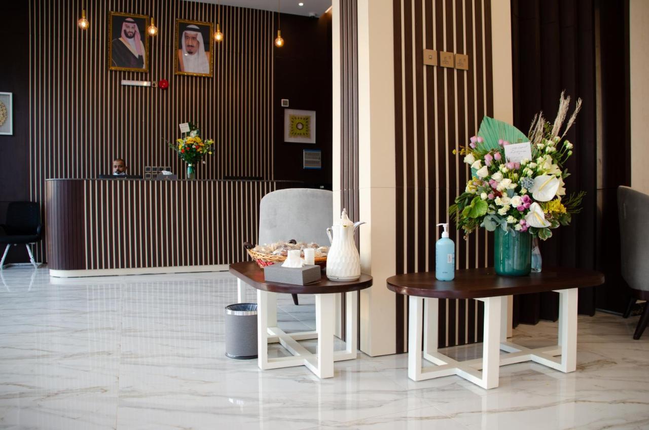 Golden Bujari Hotel - Diyafa Khamis Mushait Exterior photo