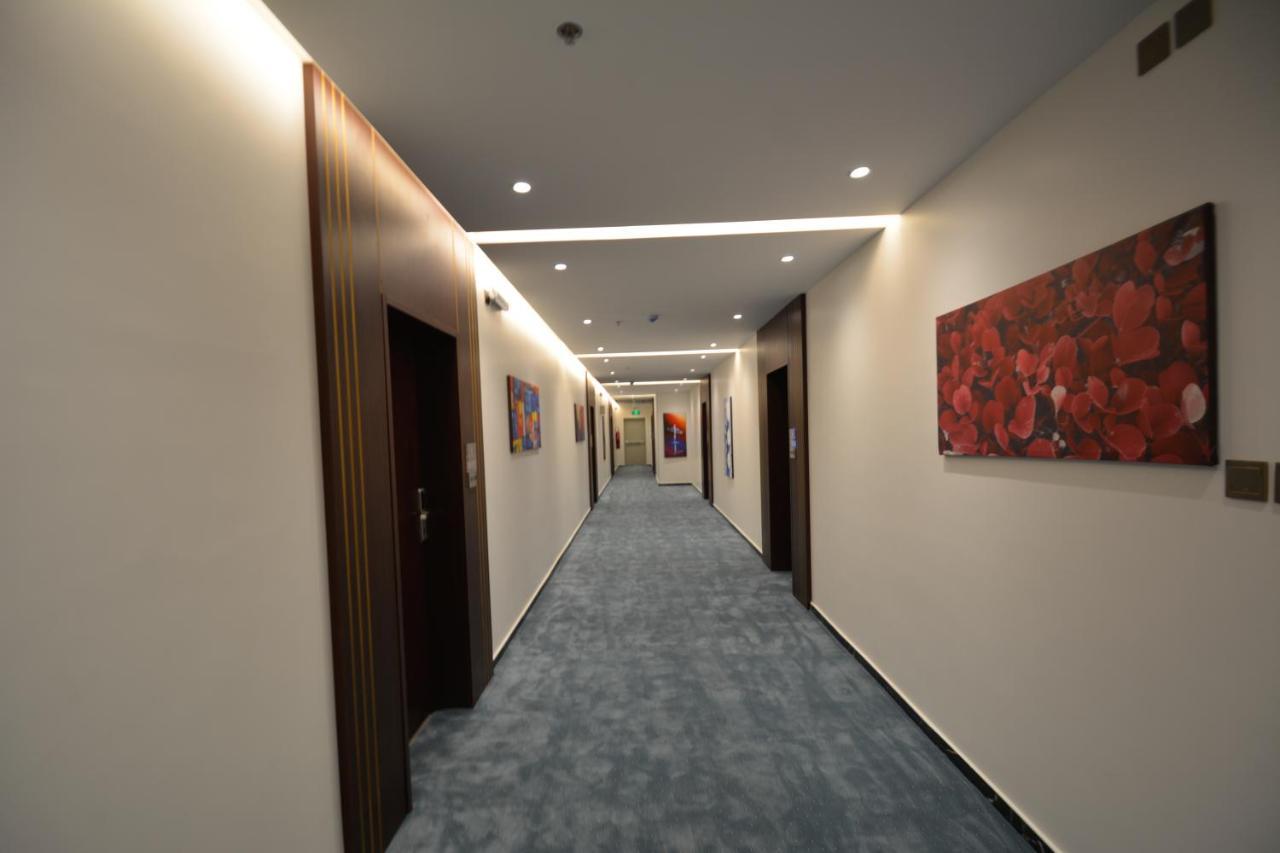Golden Bujari Hotel - Diyafa Khamis Mushait Exterior photo