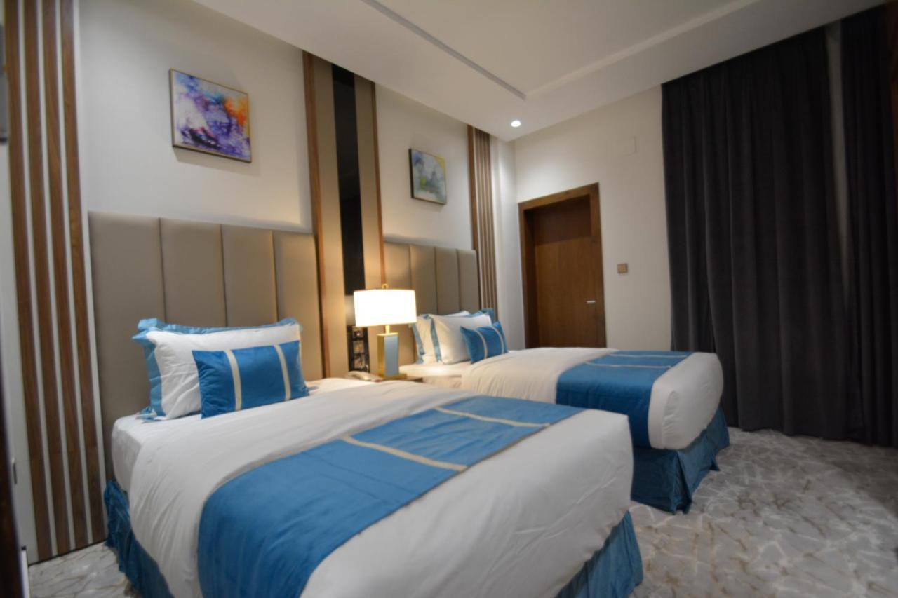 Golden Bujari Hotel - Diyafa Khamis Mushait Exterior photo